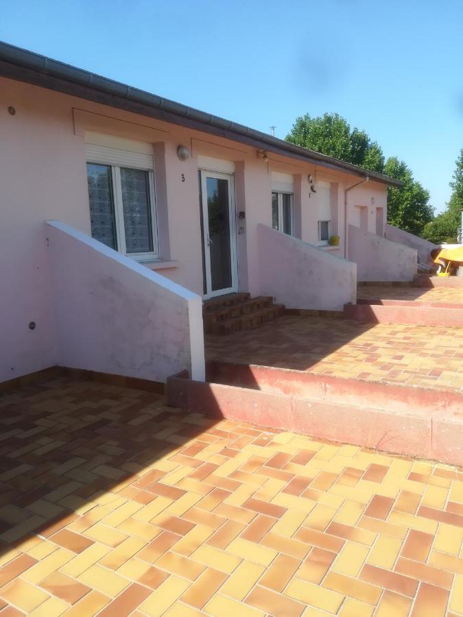 Logement De Plein Pied A Mirecourt Ngoại thất bức ảnh